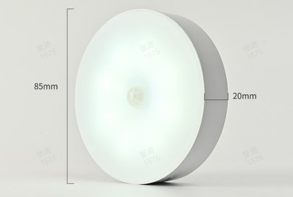 🔆 LED-nattlampa med rörelsesensor – automatisk, USB-laddningsbar & enkel montering – perfekt för sovrum, hall, trappa och garderob 🌙