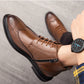 Snörning och snidade Wingtip Brogue-stövlar för män