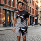 💥 Trendigt herrset med abstrakt design ✨ Luftig T-shirt & bekväma shorts för sommarens alla dagar 🌿
